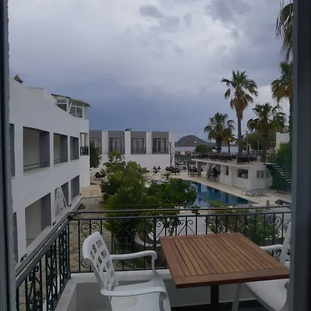 Otel Tangiers Ex Marina Bay