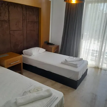 Otel Marına Bay *